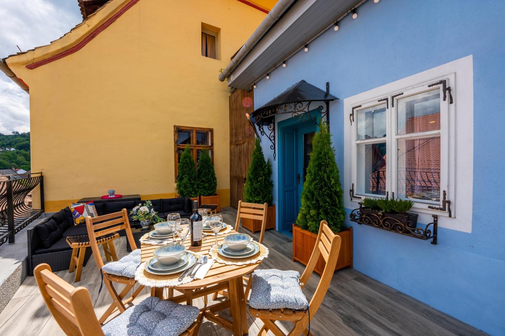 Casa Albastra By Casa Otto Διαμέρισμα Σιγκισοάρα Εξωτερικό φωτογραφία